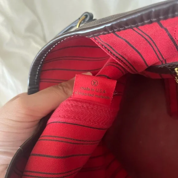 Authentic Louis Vuitton Neverfull GM - Picture 10 of 16